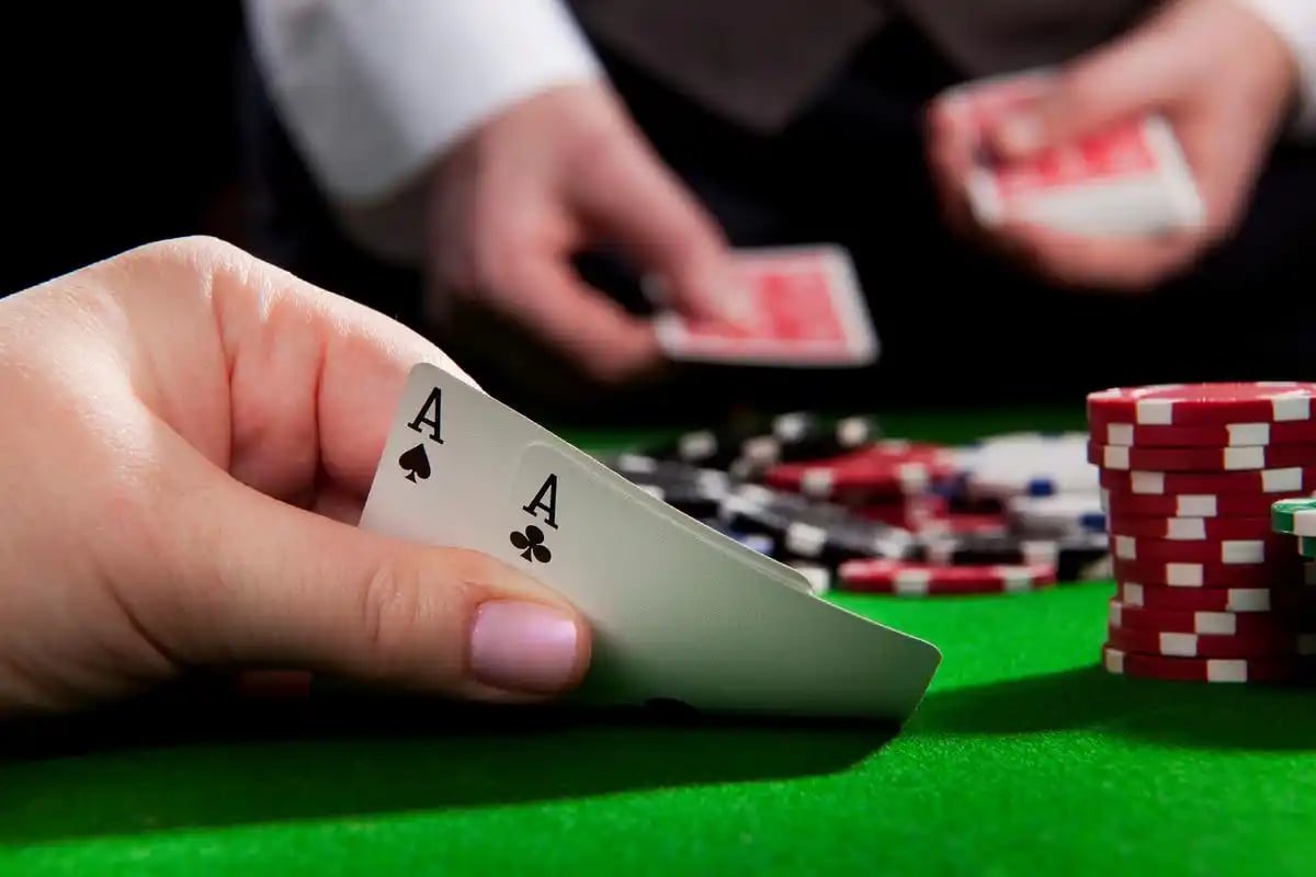 01 bet